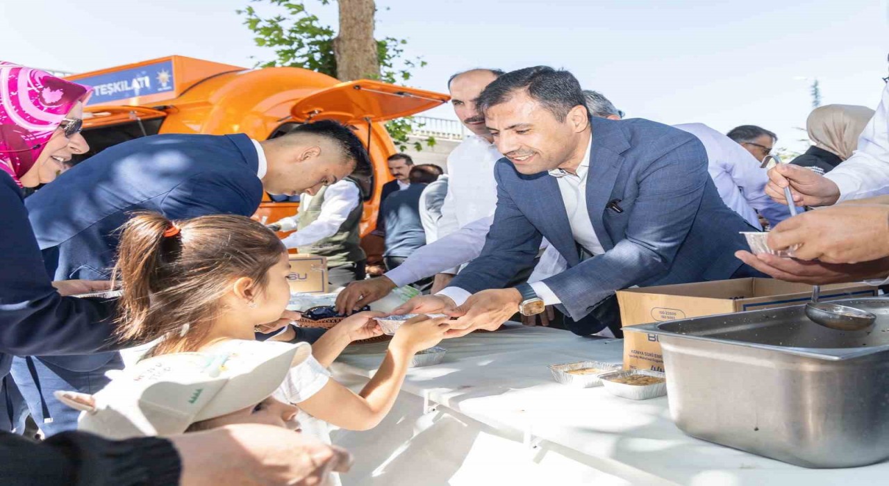 AK Parti Konyadan aşure ikramı