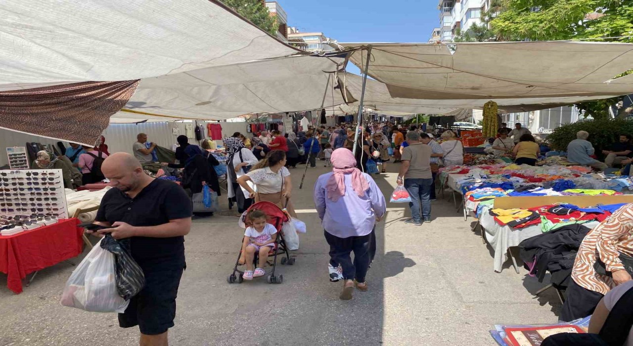 Akarbaşı Mahalle Muhtarı Cansever Çarşamba Pazarıyla ilgili açıklama yaptı