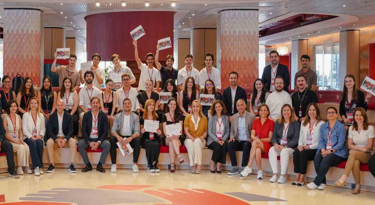 Akbank Gençlik Akademisi Fellowship Programında yeni dönem başlıyor