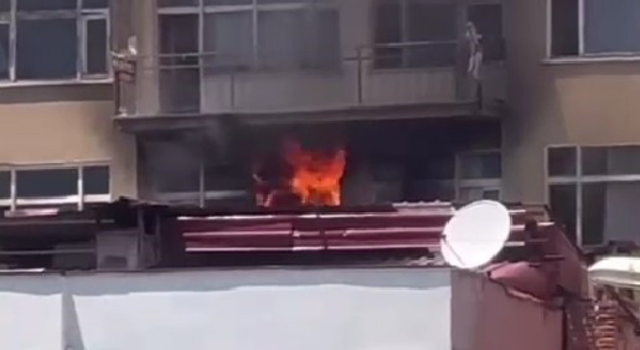 Aksarayda apartmanda yangın