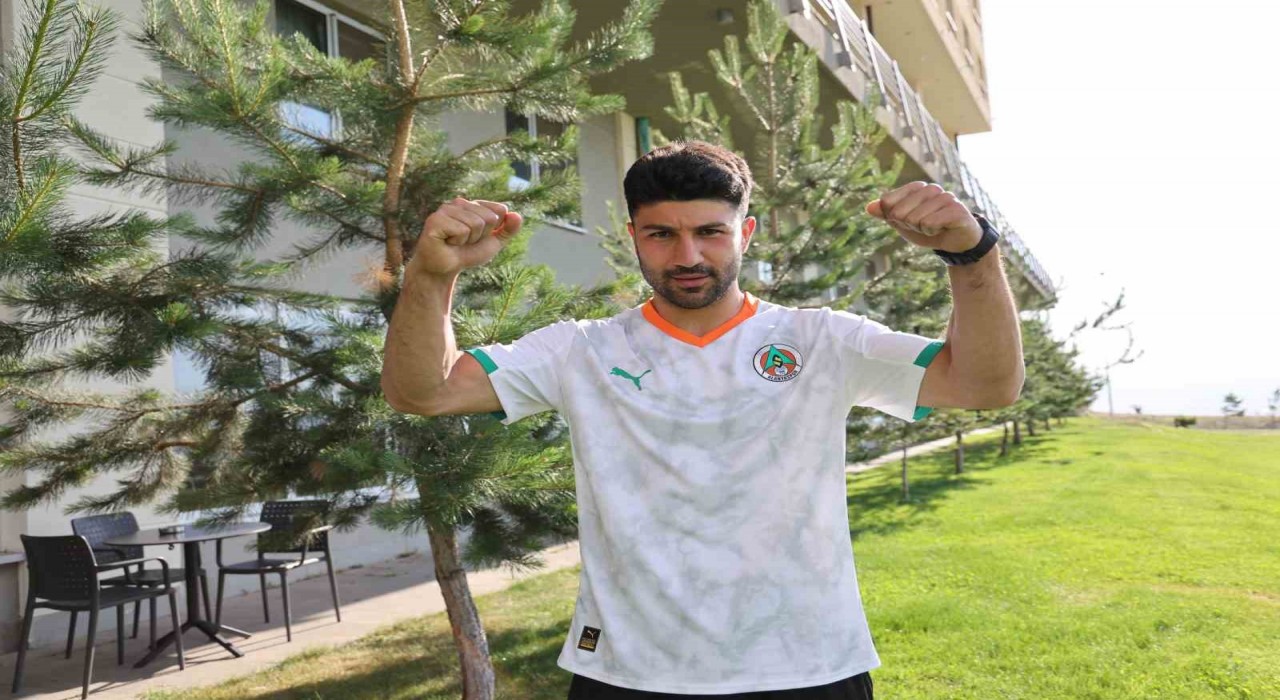 Alanyaspor, Güven Yalçını kadrosuna kattı