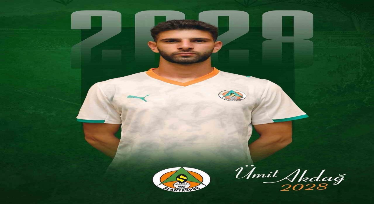 Alanyaspor, Ümit Akdağın sözleşmesini yeniledi