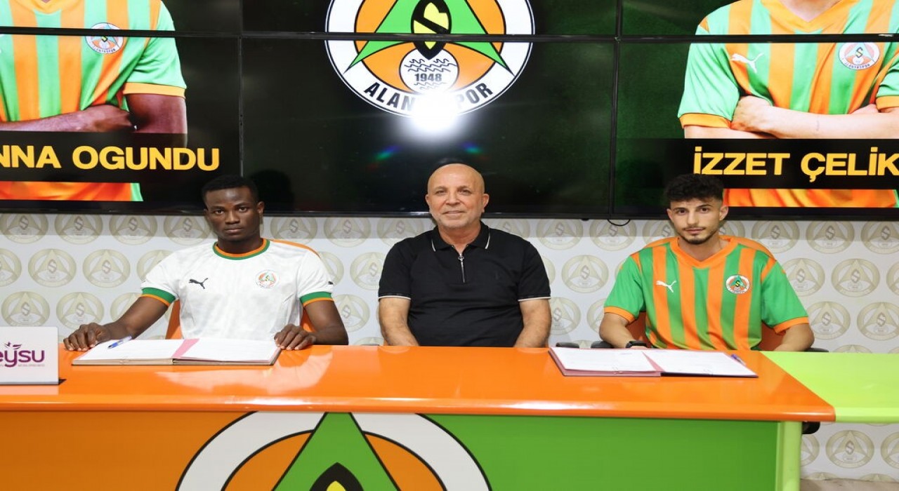Alanyaspor, İzzet ve Uchenna'yı Kadrosuna Kattı