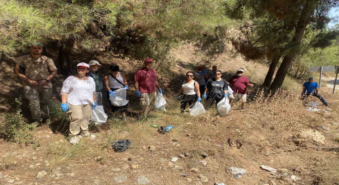 Alaşehirde temiz bir doğa için el ele verdiler