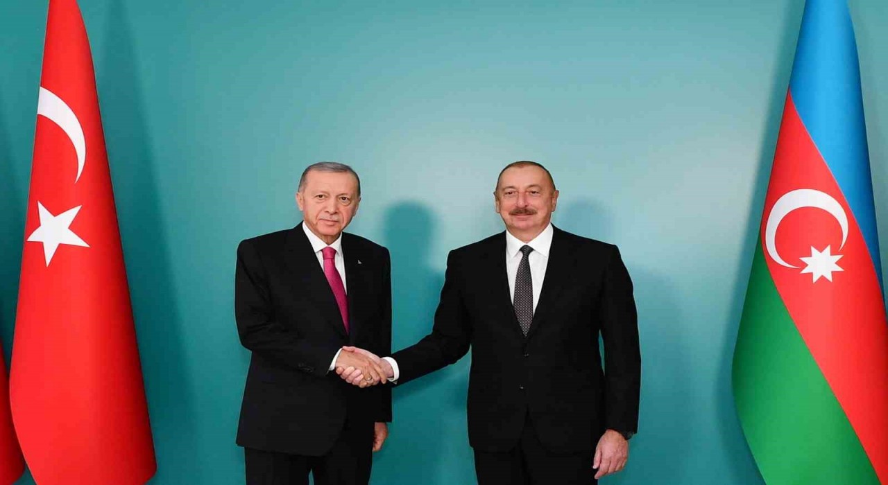 Aliyev: (PKKnın silah bırakması) Erdoğan liderliğinde yürütülen kararlı politikanın bir zaferi