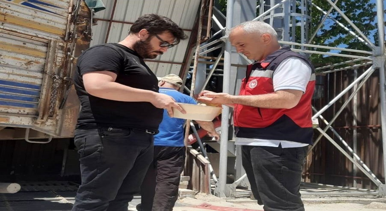 Altıntaşta yüzde 50 hibe desteğinden faydalandırılmış olan un fabrikasında denetim