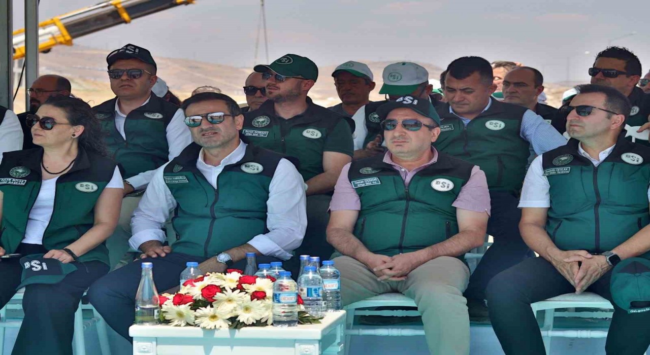 Ankarada ‘Çamlıdere-İvedik İçme Suyu İsale Hattı Yenileme Projesinin temeli atıldı