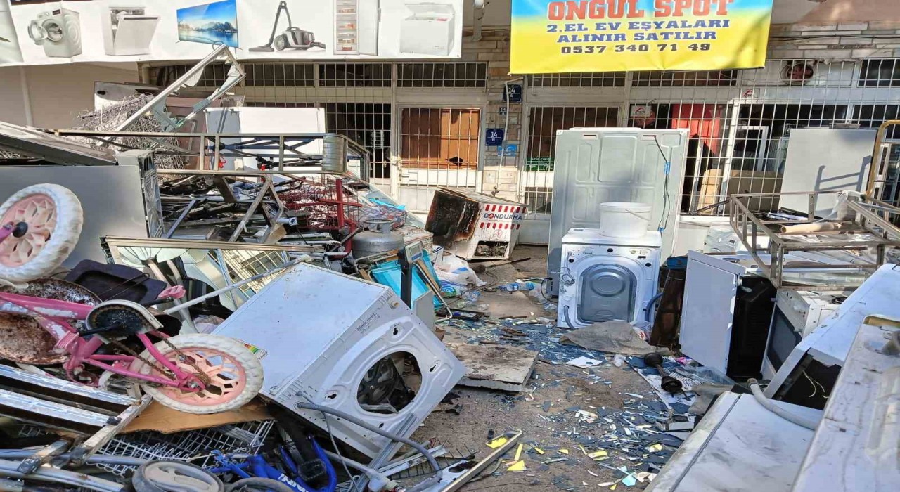 Ankarada ev eşyası alan şahsın hem ödeme yapmadığı hem de dükkana saldırdığı iddiası