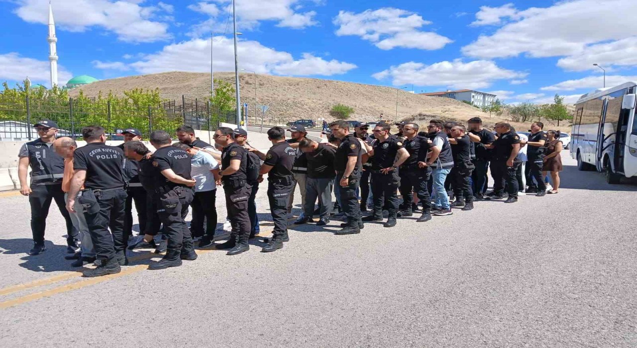 Ankarada haraç çetesine operasyon: 14 gözaltı