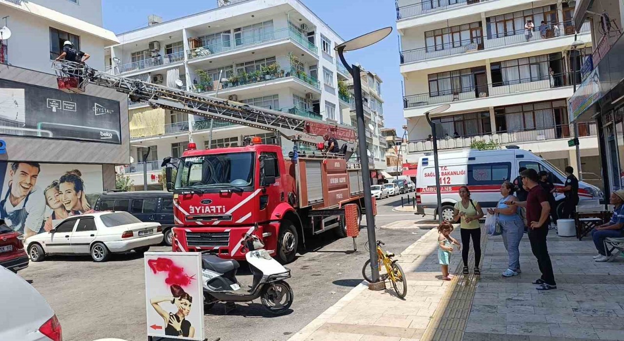 Annemin hayatından endişe ediyorum dedi, ambulans, itfaiye ve polis ekipleri alarma geçti