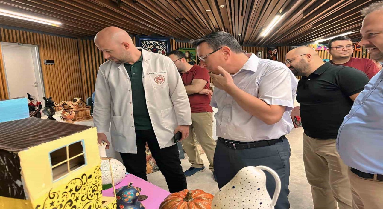 Antalya Şehir Hastanesi AMATEM biriminden farkındalık sergisi