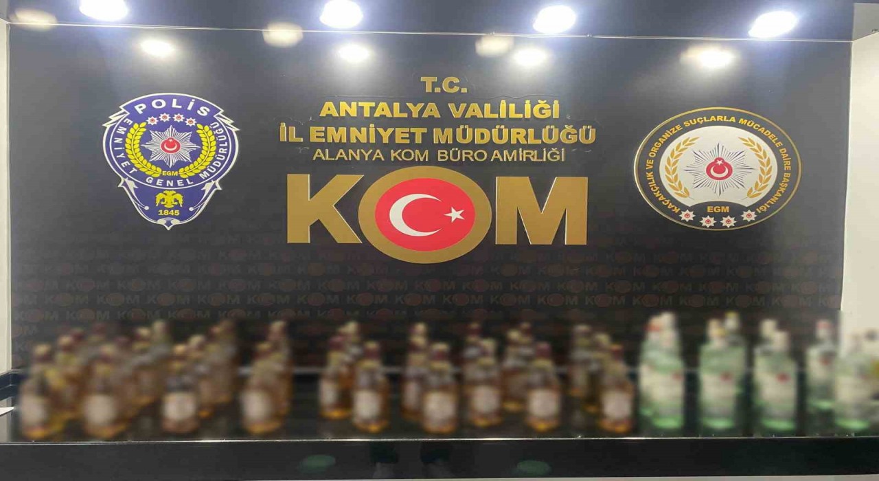Antalyada son 1 haftada çok miktarda kaçak içki ve tütün ele geçirildi
