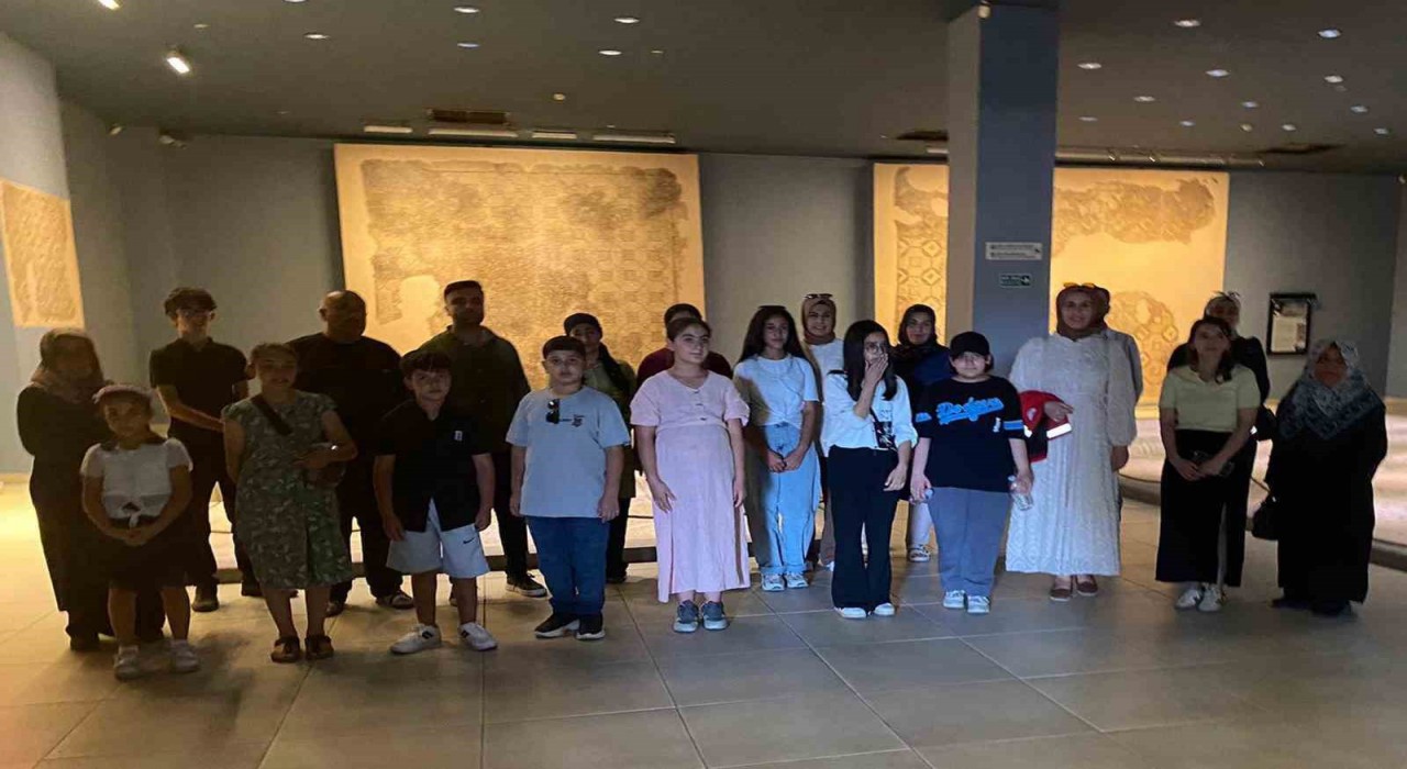 Arabanda SED ve ODES Projelerinden yararlanan aileler ile çocuklarına gezi düzenlendi