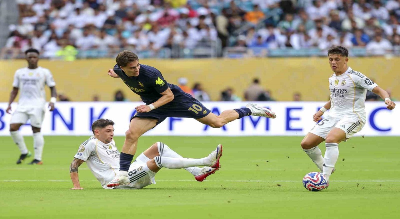 Arda ve Kenanın düellosunda kazanan Real Madrid