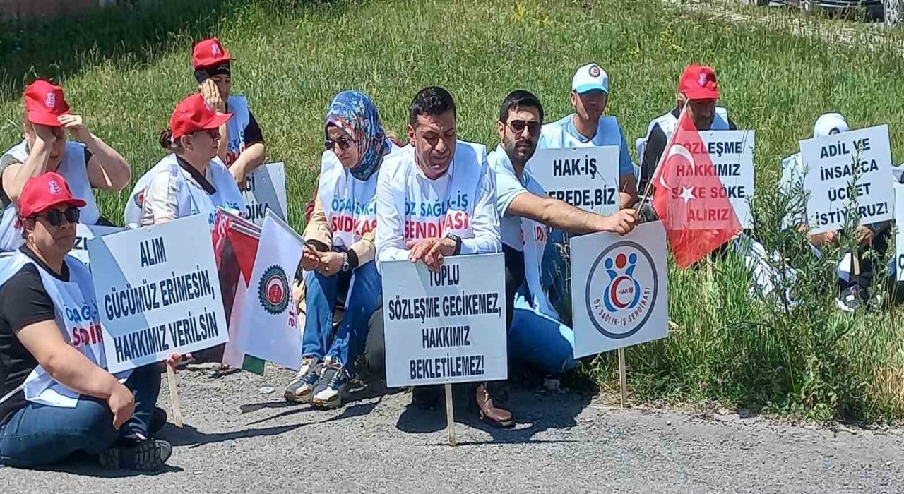 Ardahanda işçiler basın açıklaması yaptı
