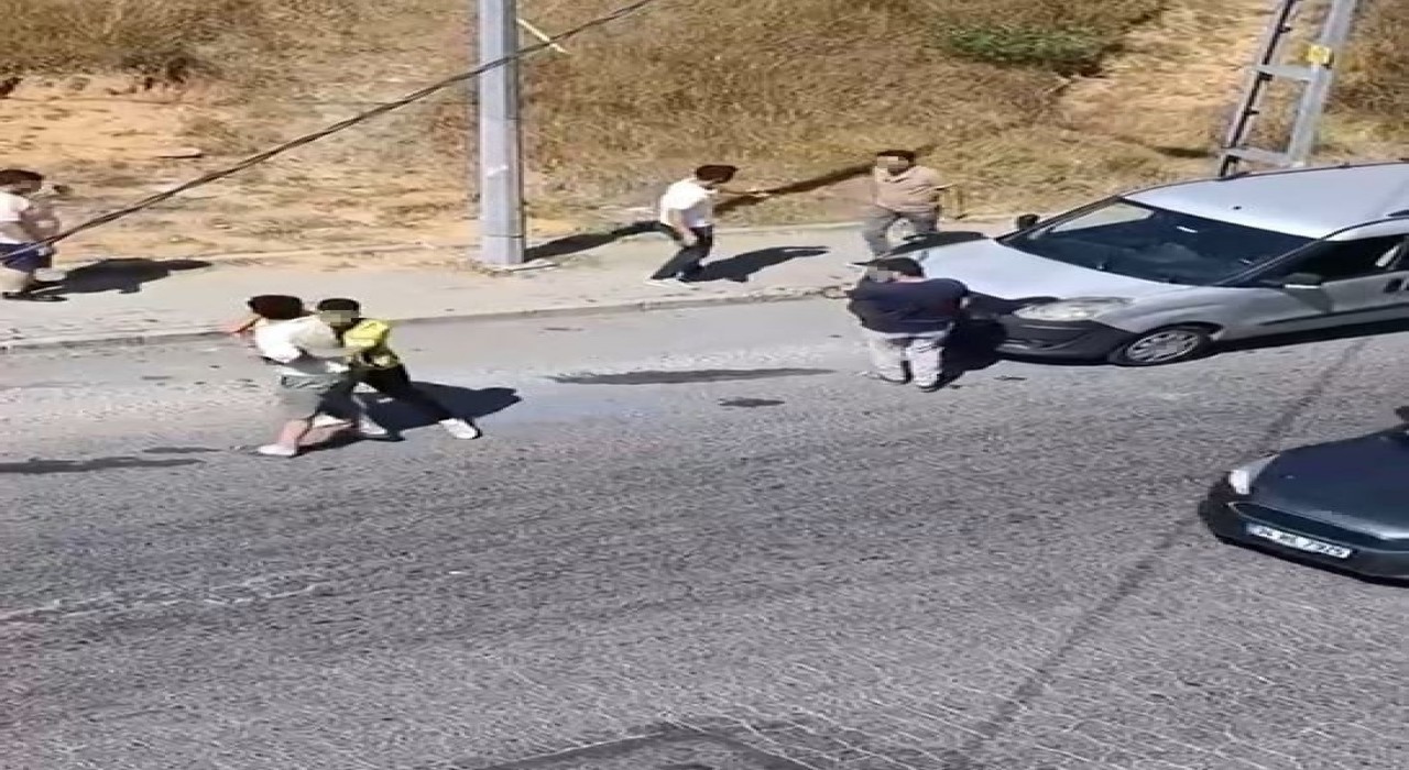 Arnavutköyde 2 kişi arasında ilginç kavga