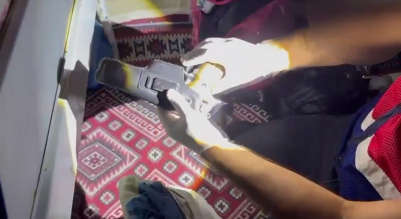 Arpaçayda silah ve mühimmat ele geçirildi