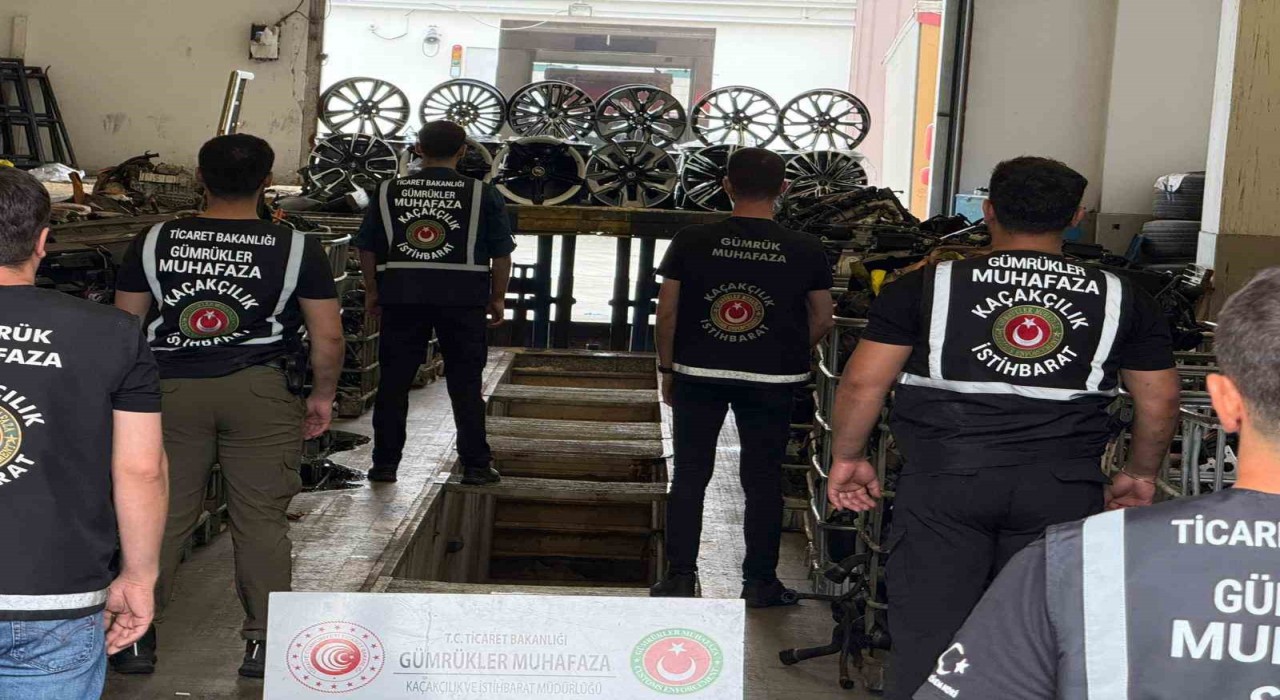 Artvinde 32 milyon liralık kaçak oto yedek parçası ele geçirildi