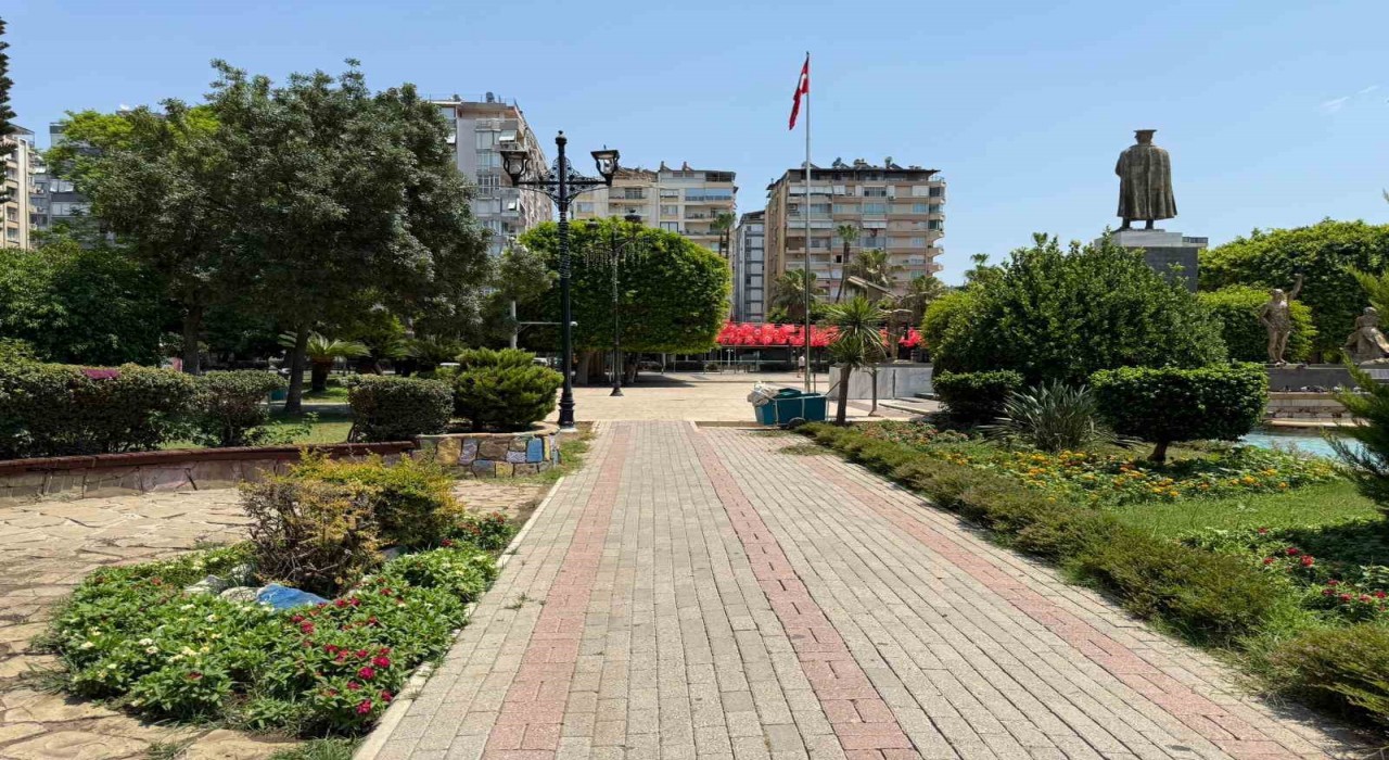 Aşırı sıcaklar kentin boşalmasına neden oldu