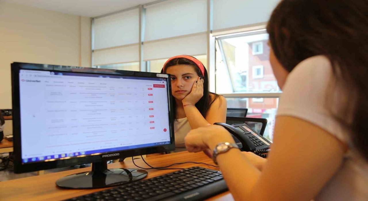 Ataşehir Belediyesinden öğrencilere ücretsiz LGS tercih danışmanlığı desteği