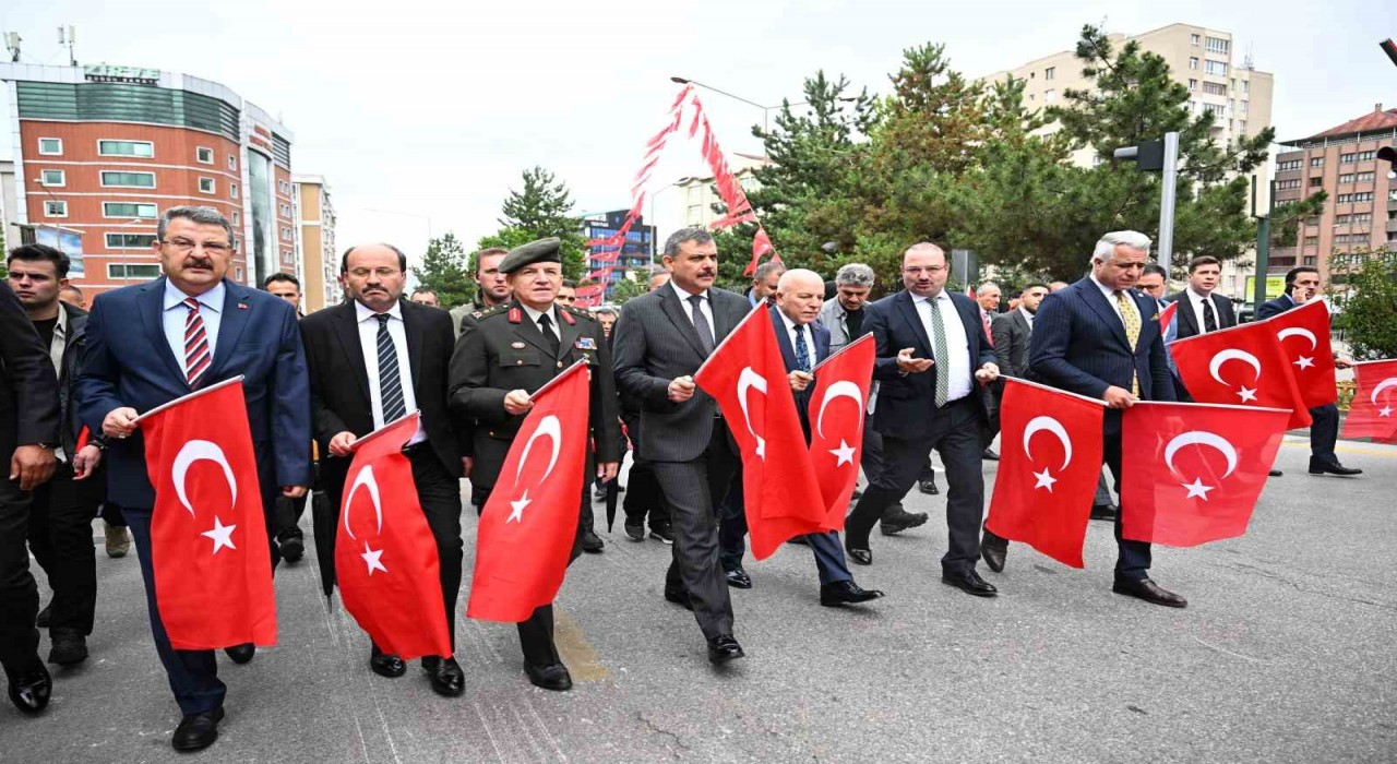 Atatürkün Erzuruma gelişinin 106. yıl dönümü törenle kutlandı
