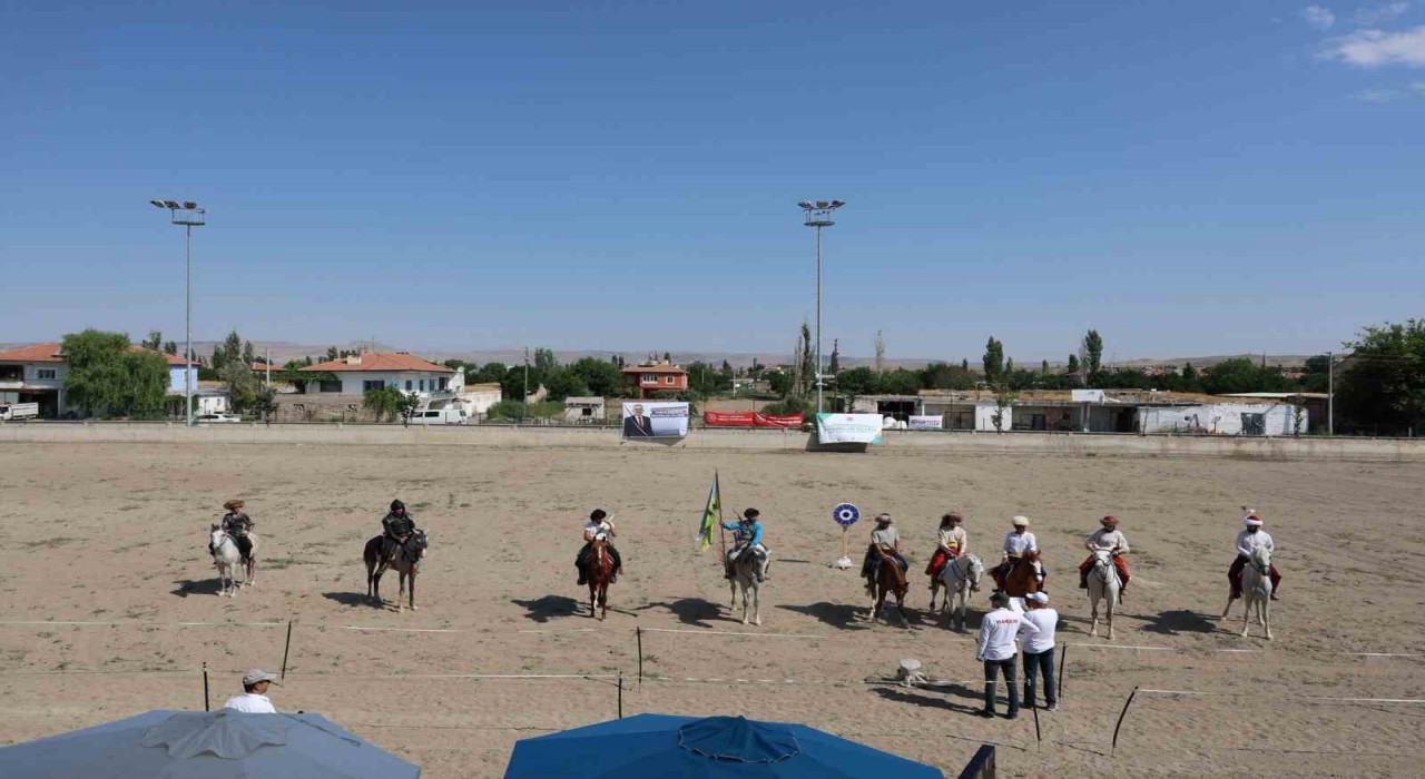 Atlı okçuluğun kalbi Kayseride attı