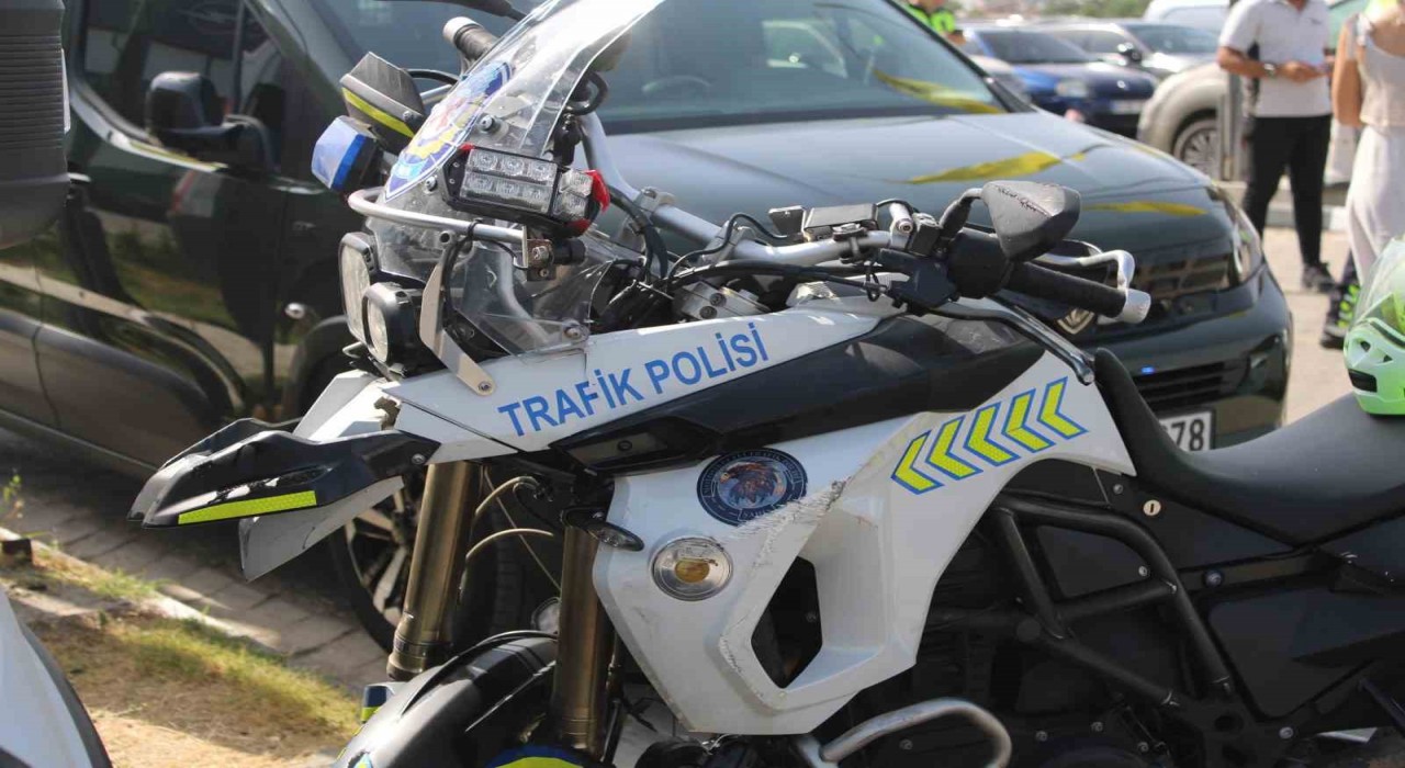 Aydındaki kazada polis memuru yaralandı