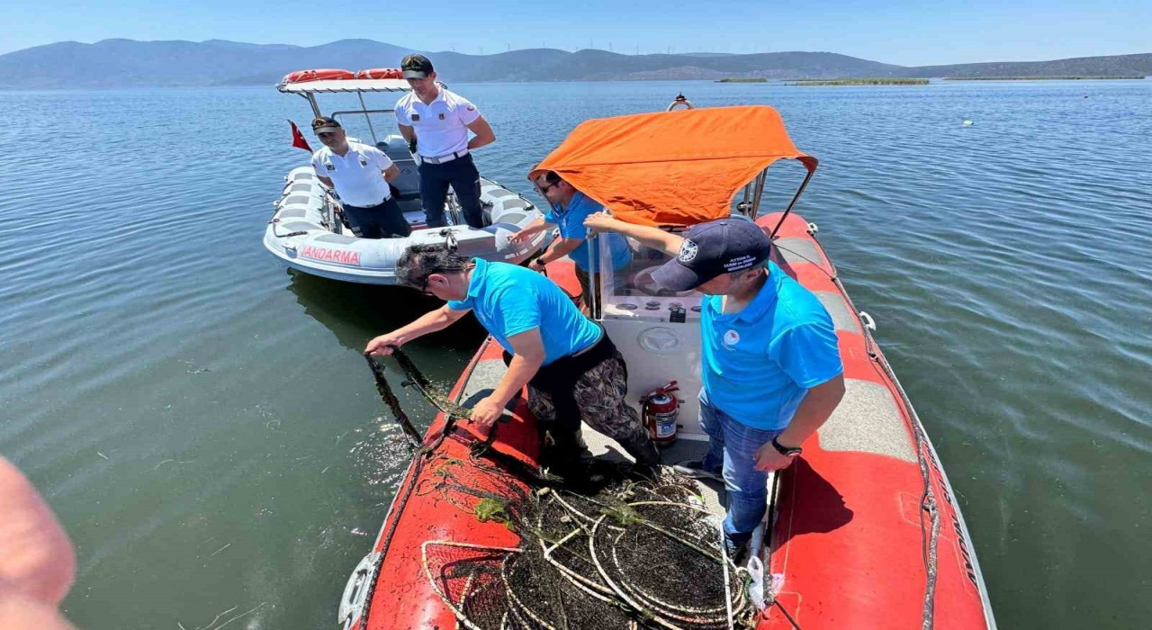 Bafa Gölünde su ürünleri denetimi yapıldı