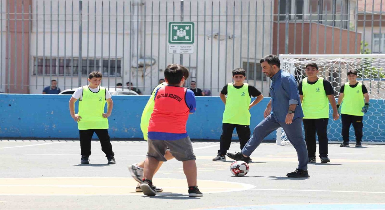Bağcılarda çocuklar yaz tatilini spor yaparak geçiriyor