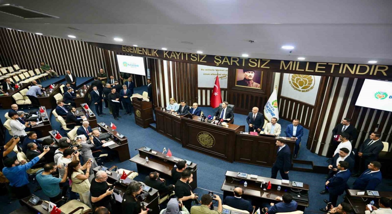 Bakan Bayraktar: Karadeniz gazı 2028de 16 milyon haneye ulaşacak