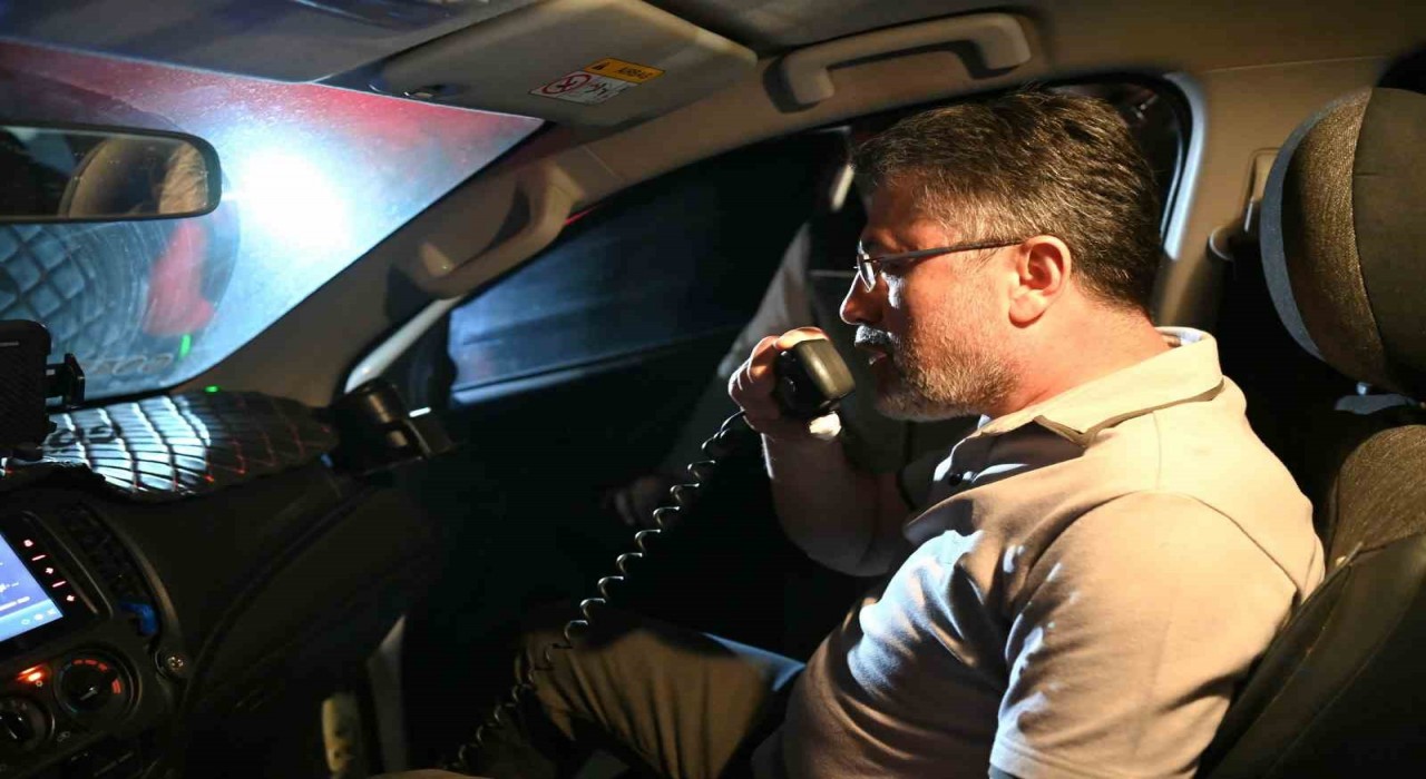 Bakan Yumaklıdan yangın bölgesinde çalışan ekiplere moral ziyareti