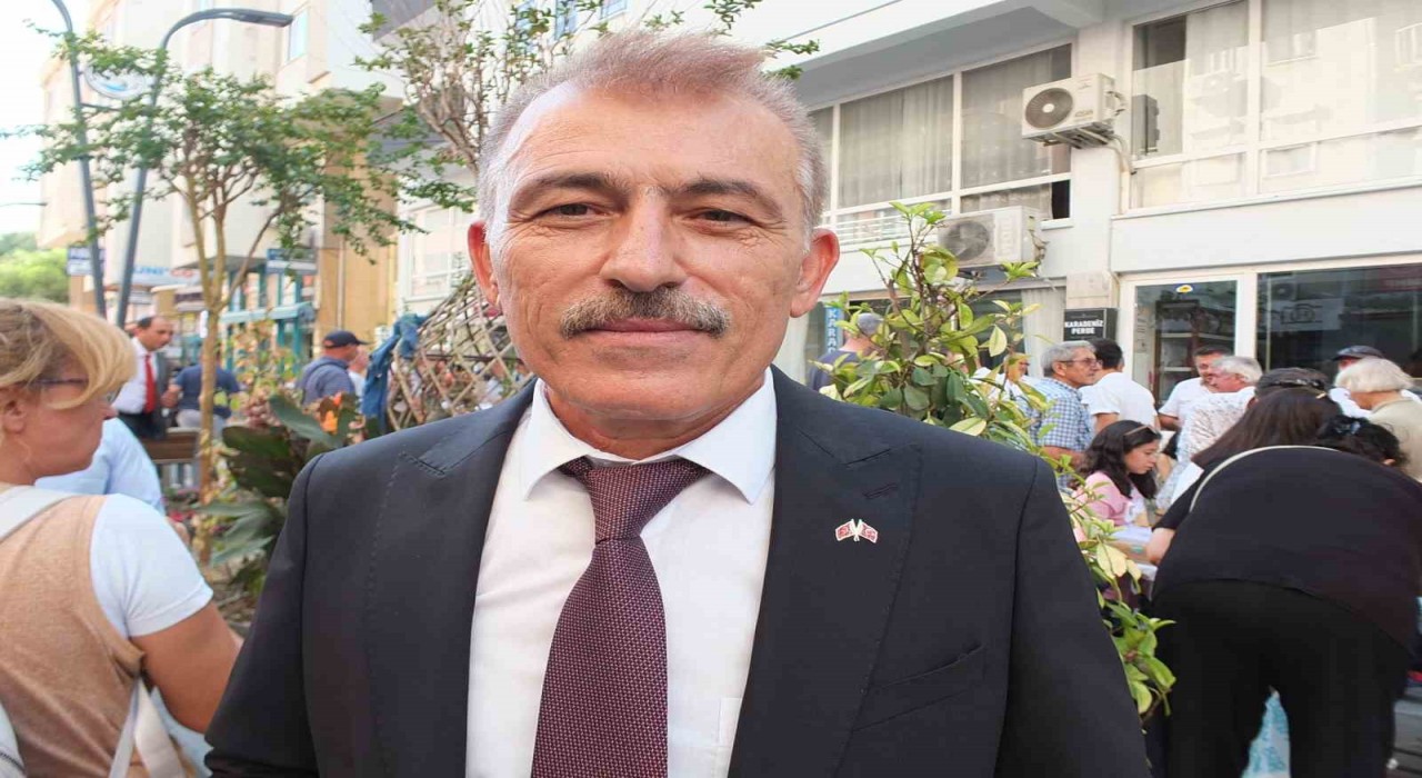 Balıkesirde MHPnin aşure hayrı ilgi gördü