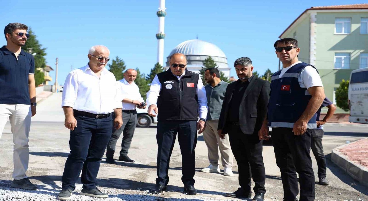 Başkan Arslan: Alacada kilittaşı ve asfaltsız yol kalmayacak