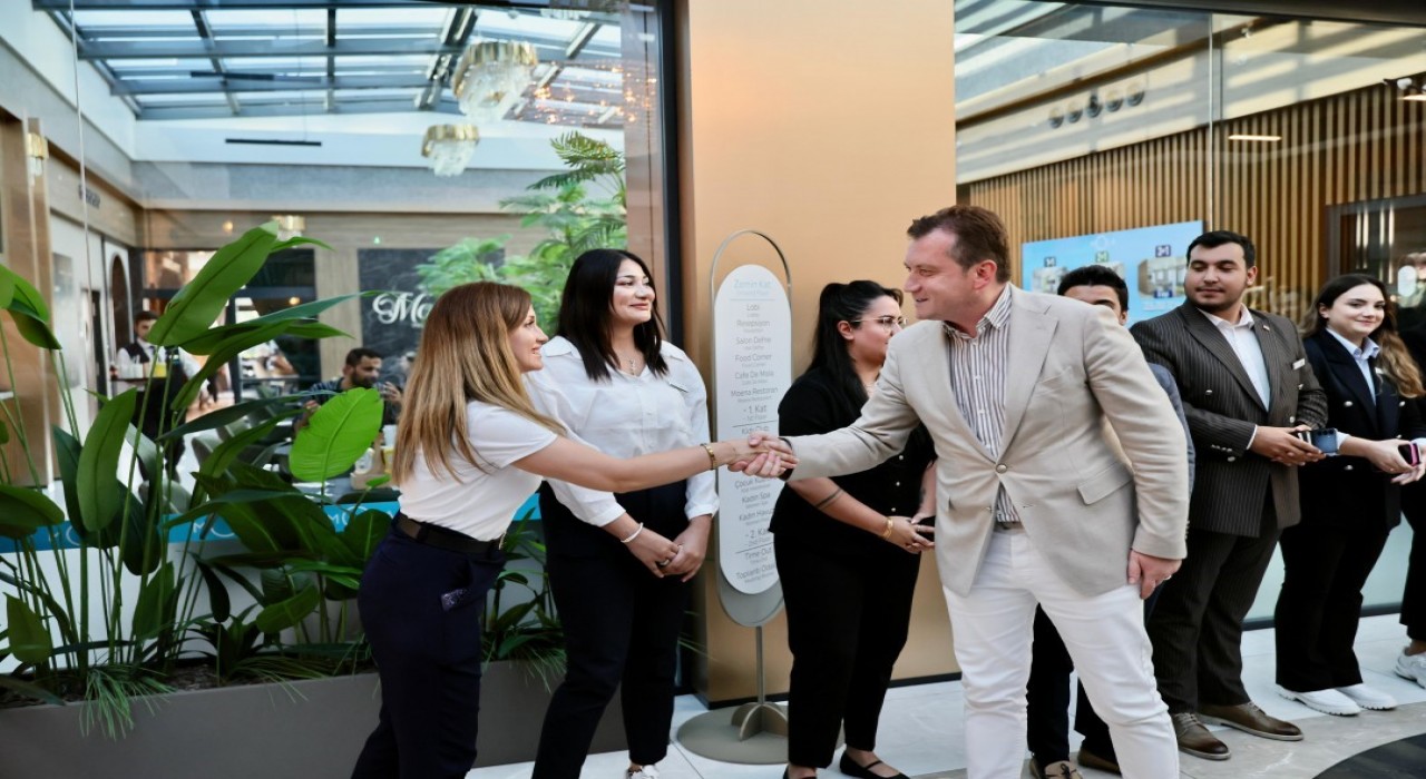 Başkan Balcıoğlu, Mola İstanbul Gösteri ve Kongre Merkezini ziyaret etti