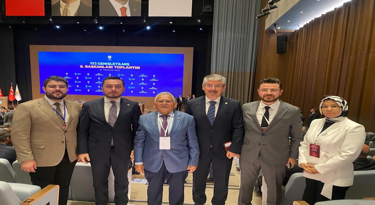Başkan Büyükkılıç; AK Parti Genişletilmiş İl Başkanları Toplantısına katıldı