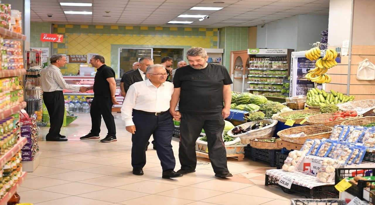 Başkan Büyükkılıç, Talas esnafını gezdi