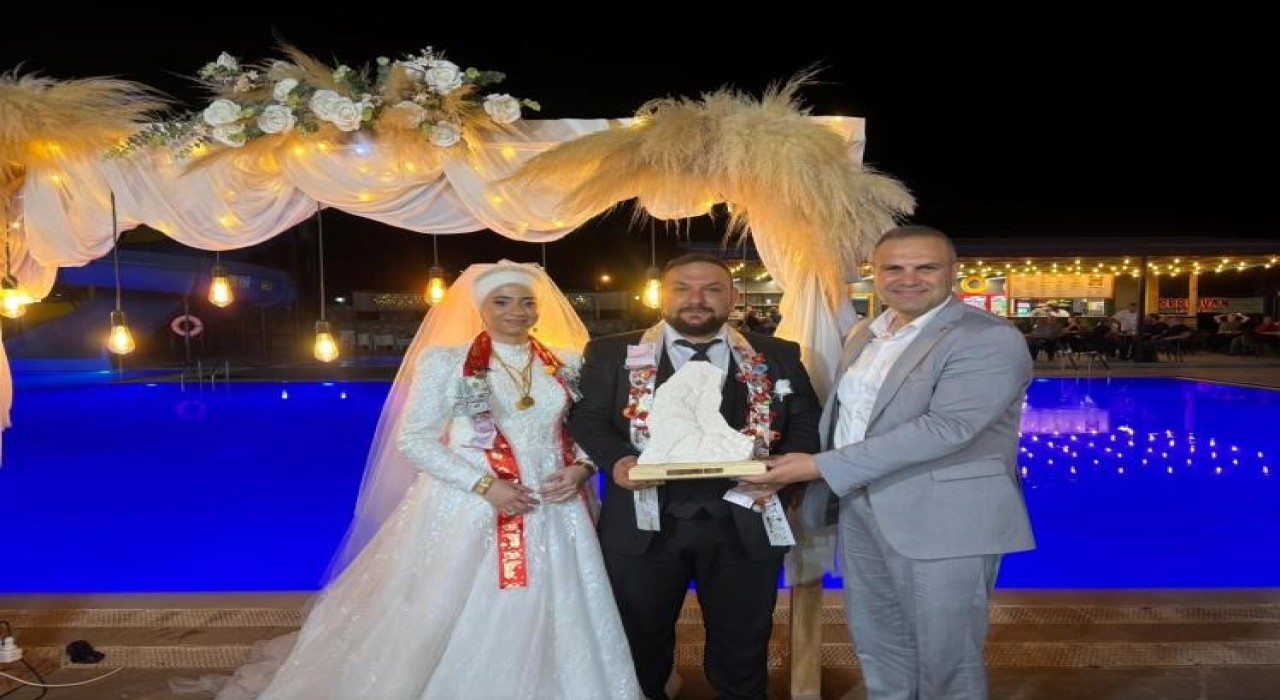 Başkan Dilsiz, Bayırköyde ailelerin mutlu günlerinde yanlarında oldu