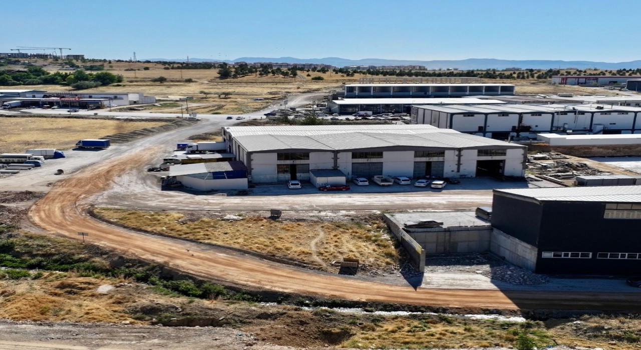 Başkan Geçit: Yollar bir şehrin aynasıdır