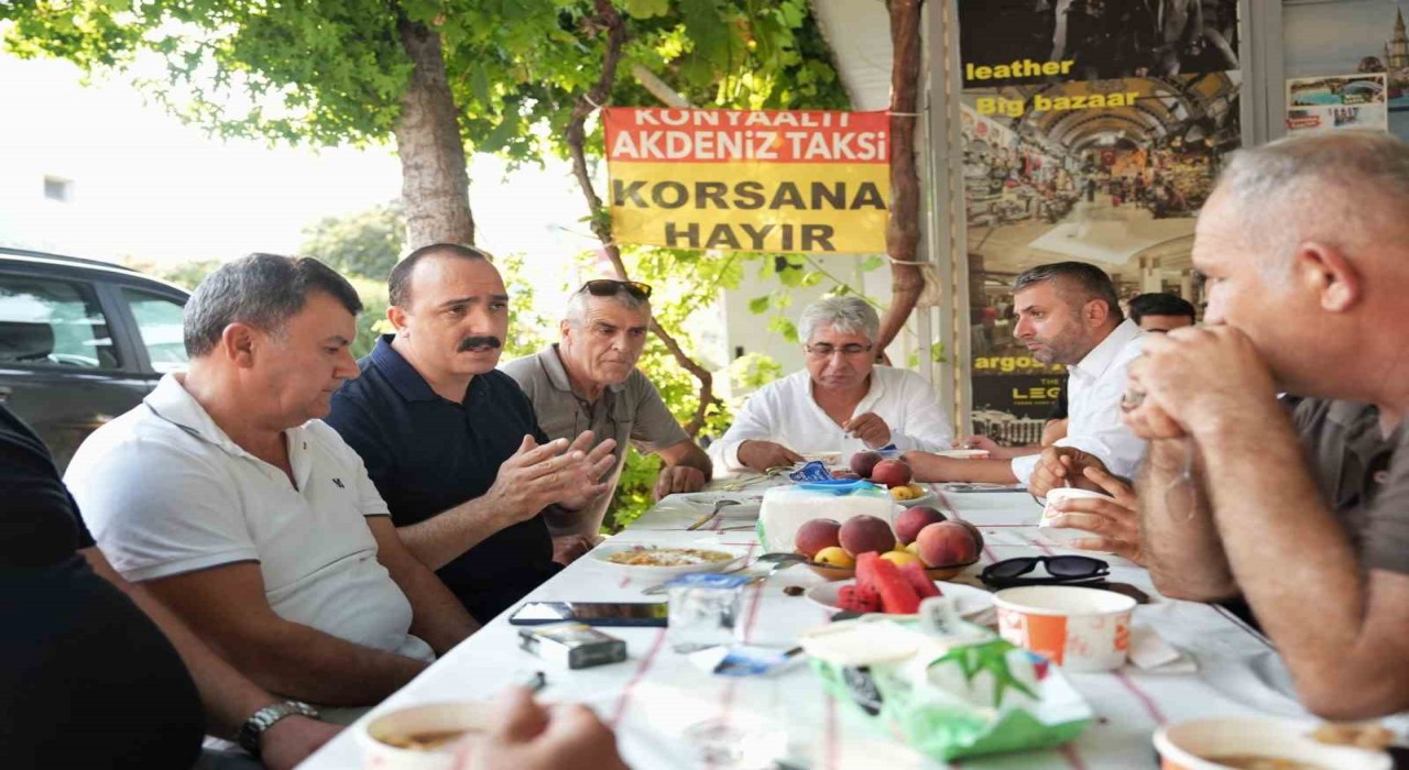 Başkan Kotan taksici esnafına konuk oldu