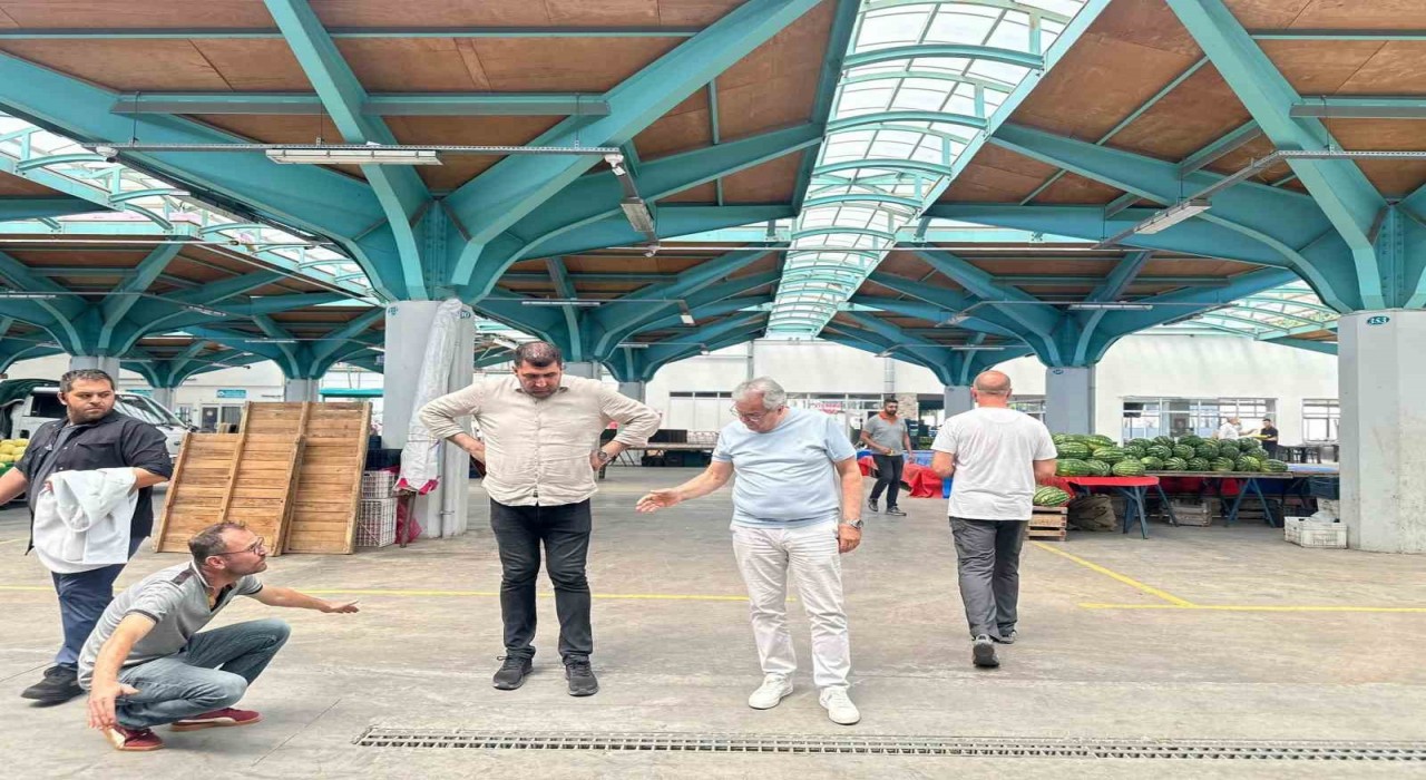 Başkan Mirza, imalathane ve Kapalı Pazar Yerinde incelemelerde bulundu