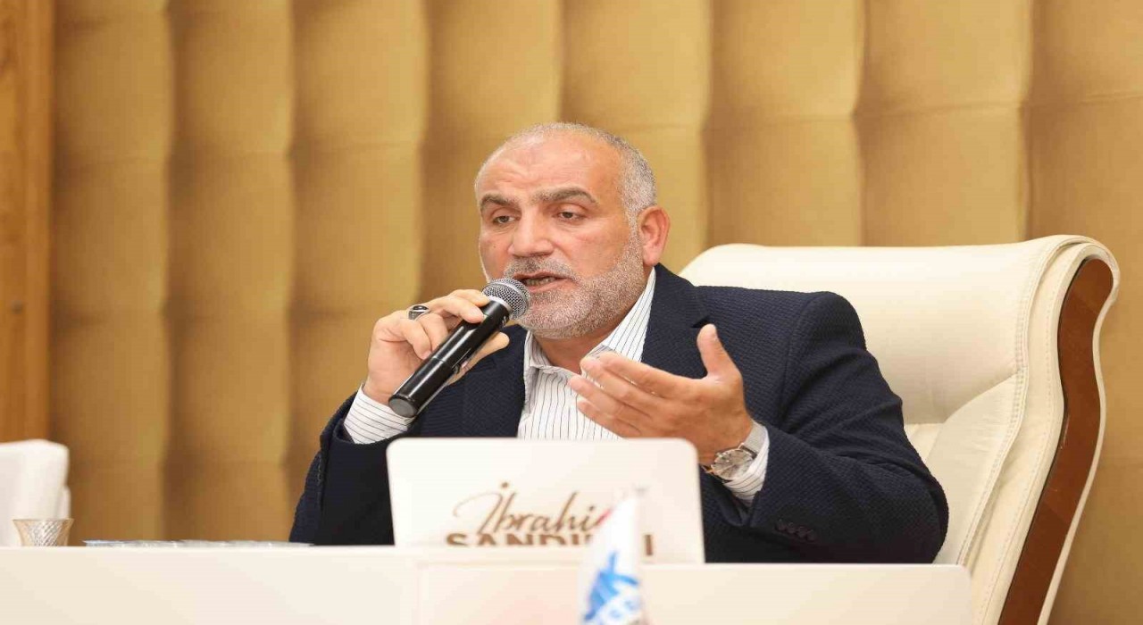 Başkan Sandıkçı: Hz. Peygamberimizi hedef alan bu hakaret ifade özgürlüğüyle maskelenemez