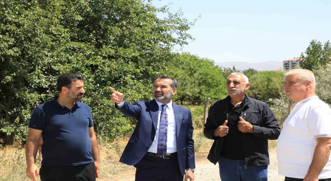 Başkan Şerifoğulları: Hemşehrilerimizle bir araya gelerek taleplerini dinliyoruz