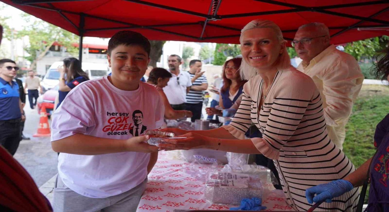 Başkan Subaşıdan aşure ikramı ve birlik mesajı