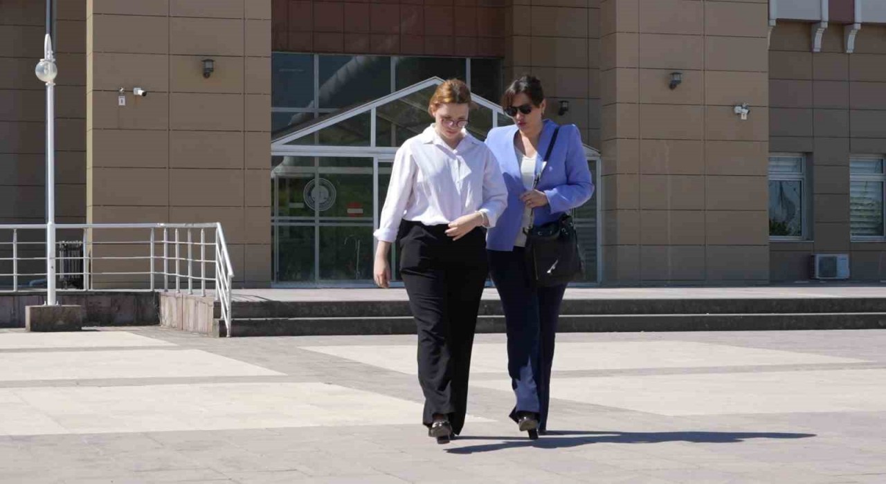 Başkan Zeyrekin aile fertleri adına sahte sosyal medya hesabı açmışlar