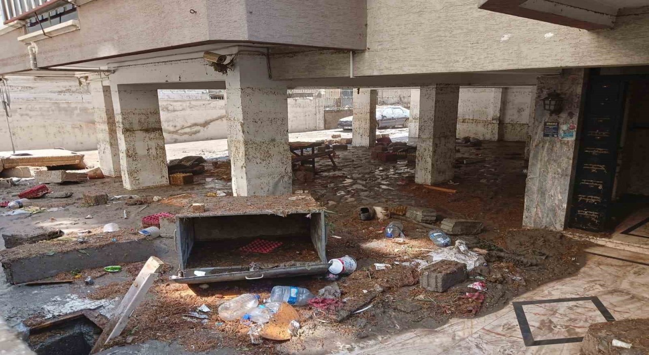 Başkentte selin hasarı gündüz gözüyle ortaya çıktı