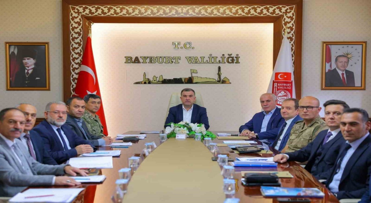 Bayburtta 15 Temmuz Demokrasi Milli Birlik Günü ve Dede Korkut Şöleni hazırlıkları değerlendirildi