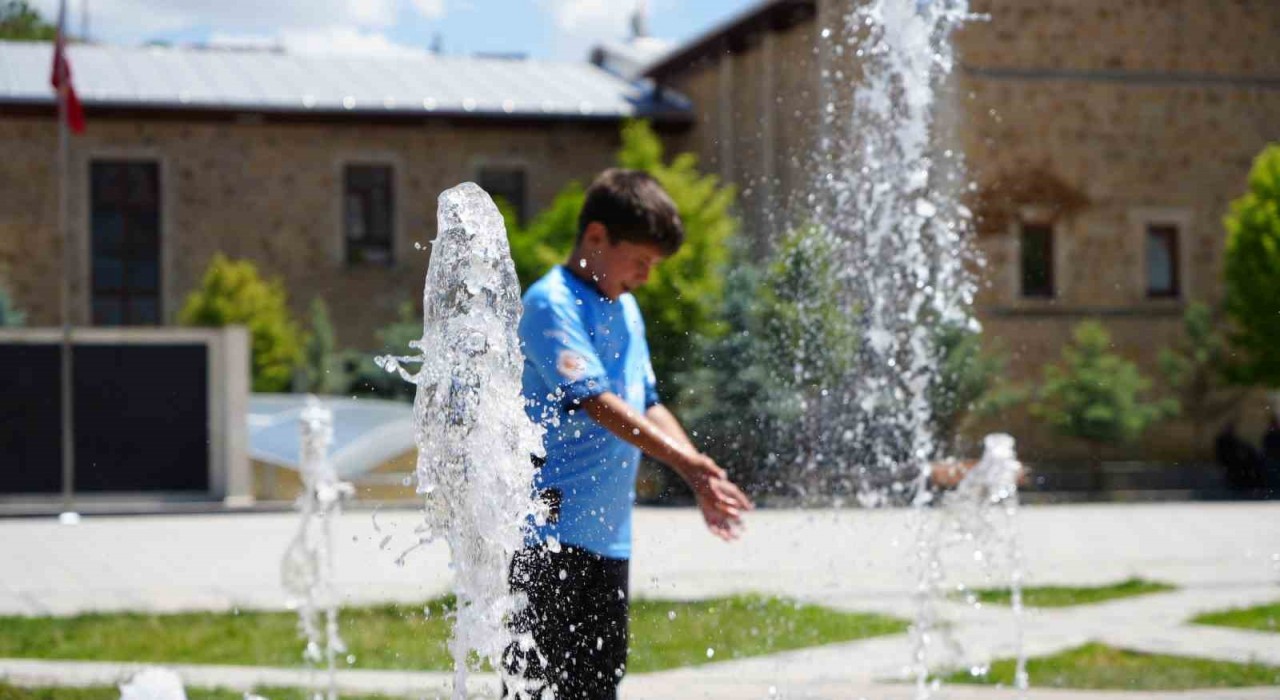 Bayburtta artan sıcaklarla beraber güneş çarpması tehlikesi de büyüyor