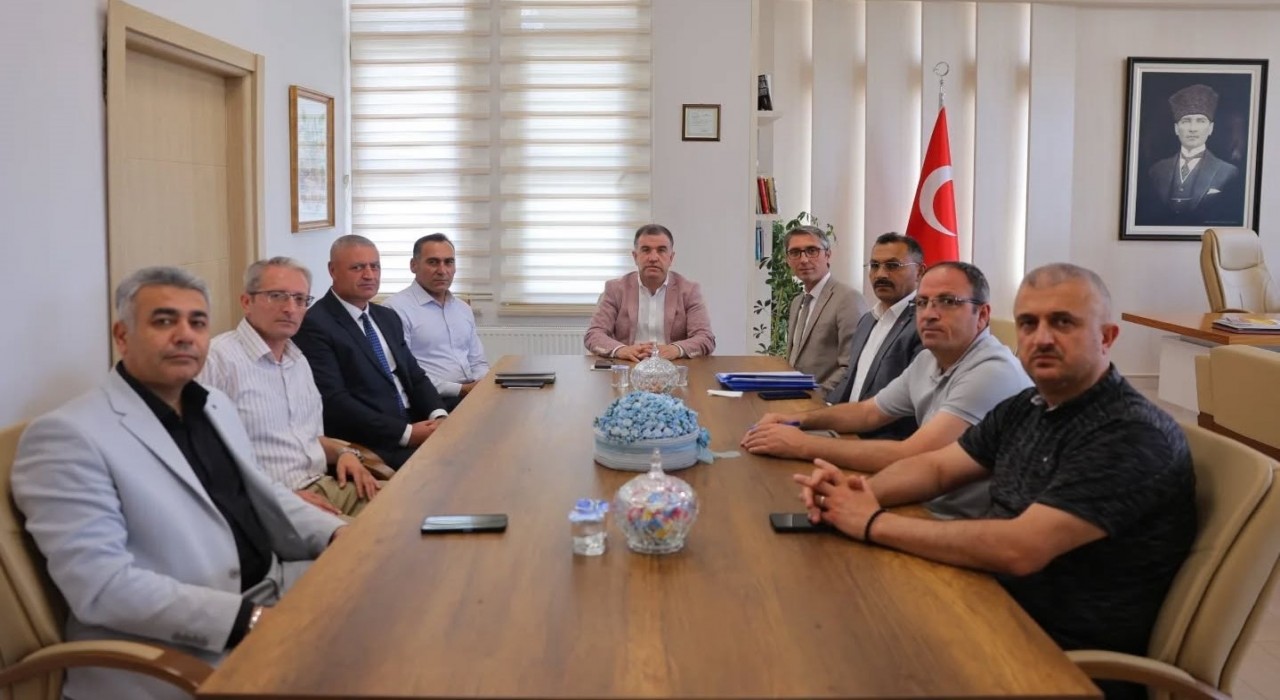 Bayburtta yeni eğitim-öğretim yılı öncesi hazırlık toplantısı yapıldı