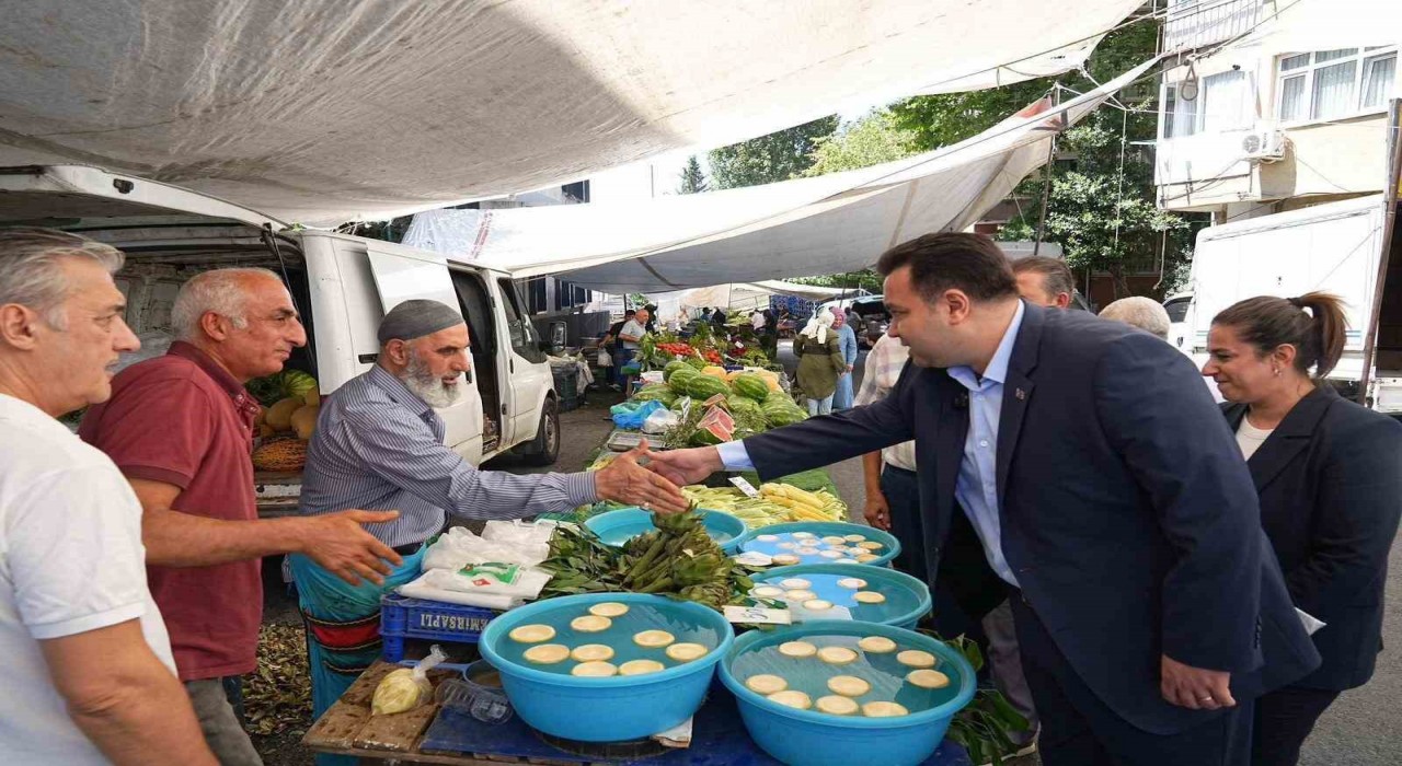 Beşiktaş Belediyesi Dikilitaş Pazarındaki sorunları hızlıca çözüme kavuşturdu