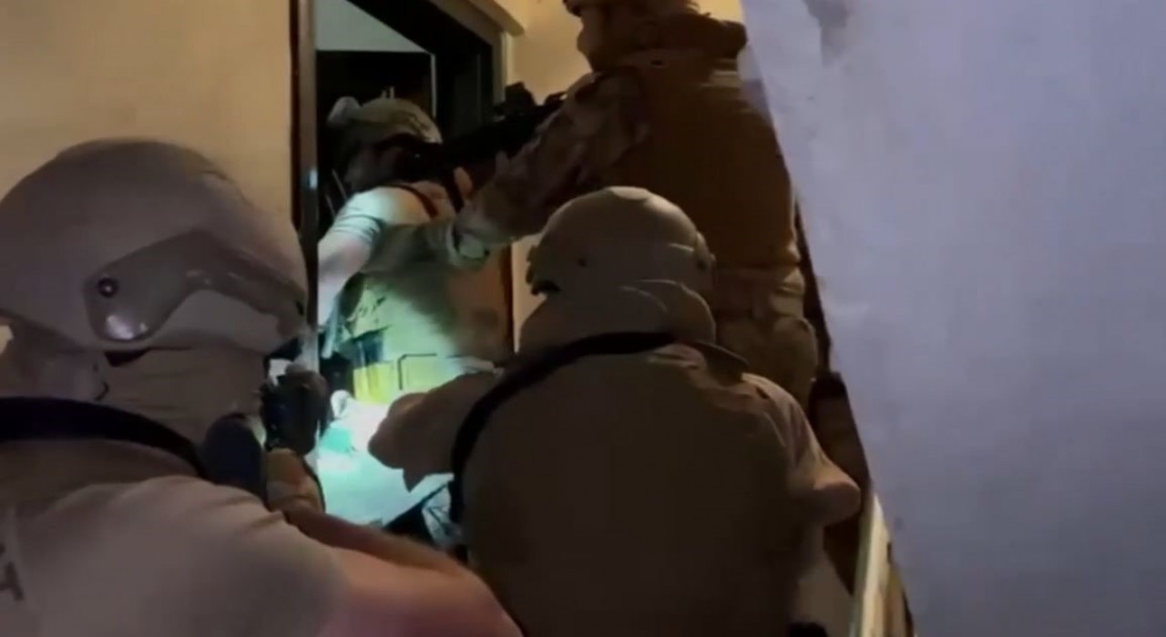 Beşiktaş ve Sarıyerde düzenlenen molotofkokteyli saldırılara ilişkin 6 gözaltı